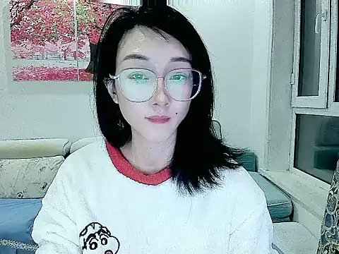 Snapshot of NIAN-er chatting on 11-22-25, 03:00 NIAN-er online show from 11-22-25, 03:00