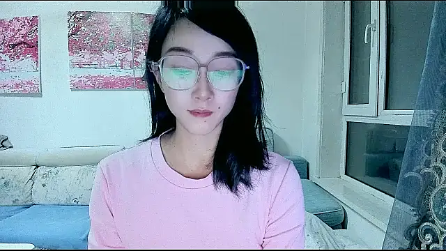 Snapshot of NIAN-er chatting on 12-14-25, 01:28 NIAN-er online show from 12-14-25, 01:28