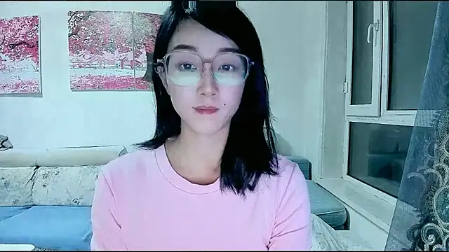 Snapshot of NIAN-er chatting on 12-17-25, 01:49 NIAN-er online show from 12-17-25, 01:49