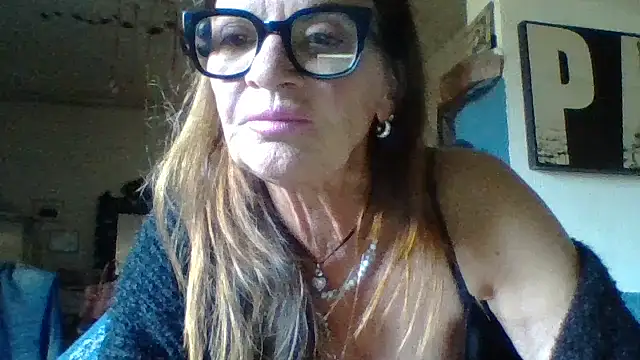 gildamilf online show from 04-02-26, 03:41