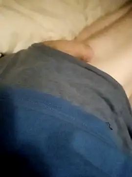 Snapshot of NudeYogaBoy chatting on 03-14-25, 09:54 NudeYogaBoy online show from 03-14-25, 09:54