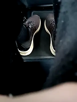 Snapshot of NudeYogaBoy chatting on 03-22-25, 09:02 NudeYogaBoy online show from 03-22-25, 09:02