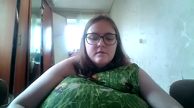 Snapshot of DesireMelissa chatting on 03-02-25, 12:14 DesireMelissa online show from 03-02-25, 12:14