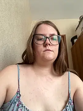 Snapshot of DesireMelissa chatting on 03-15-25, 12:56 DesireMelissa online show from 03-15-25, 12:56