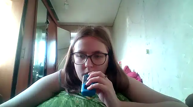 Snapshot of DesireMelissa chatting on 03-01-25, 12:45 DesireMelissa online show from 03-01-25, 12:45
