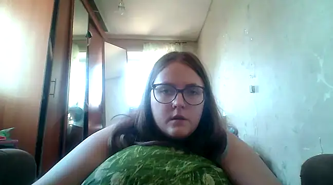 Snapshot of DesireMelissa chatting on 02-27-25, 10:01 DesireMelissa online show from 02-27-25, 10:01