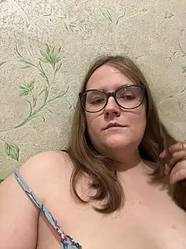 Snapshot of DesireMelissa chatting on 03-04-25, 03:59 DesireMelissa online show from 03-04-25, 03:59