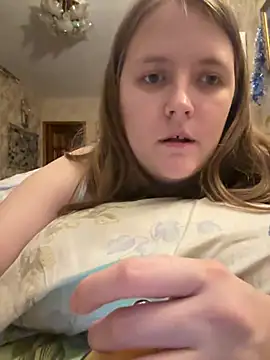 Snapshot of DesireMelissa chatting on 03-18-25, 07:33 DesireMelissa online show from 03-18-25, 07:33