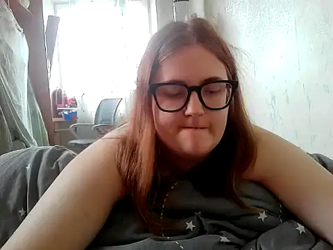 Snapshot of DesireMelissa chatting on 06-02-26, 11:43 DesireMelissa online show from 06-02-26, 11:43