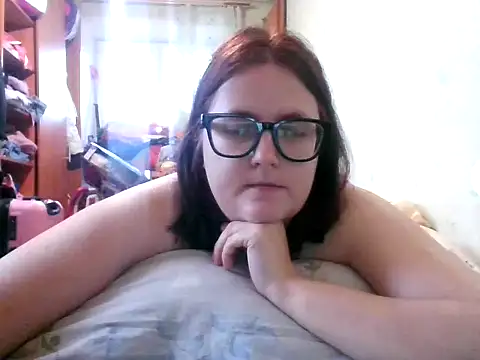 Snapshot of DesireMelissa chatting on 10-24-25, 05:50 DesireMelissa online show from 10-24-25, 05:50