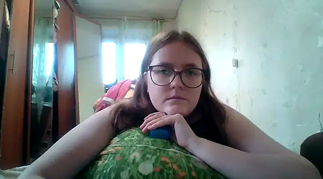 Snapshot of DesireMelissa chatting on 02-28-25, 02:53 DesireMelissa online show from 02-28-25, 02:53