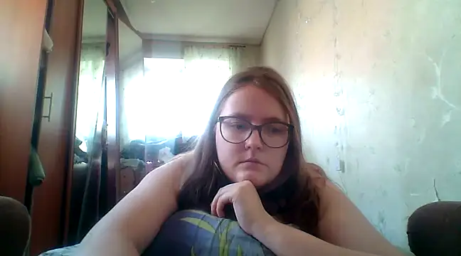 Snapshot of DesireMelissa chatting on 03-19-25, 06:14 DesireMelissa online show from 03-19-25, 06:14