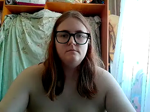 Snapshot of DesireMelissa chatting on 06-12-26, 07:06 DesireMelissa online show from 06-12-26, 07:06