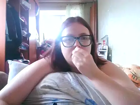 Snapshot of DesireMelissa chatting on 10-30-25, 06:23 DesireMelissa online show from 10-30-25, 06:23