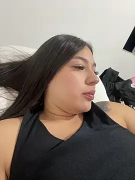 Latina vanessa online show from 12-05-25, 05:39