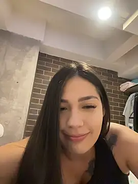 Latina vanessa online show from 05-06-26, 03:54