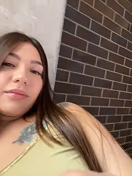Snapshot of Latina_vanessa chatting on 06-26-26, 03:51 Latina vanessa online show from 06-26-26, 03:51