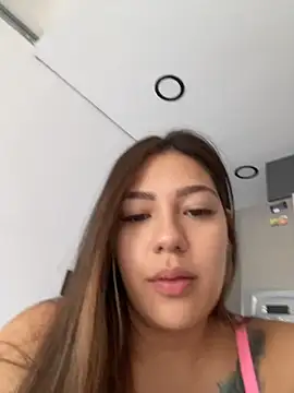 Latina vanessa online show from 05-29-26, 01:28