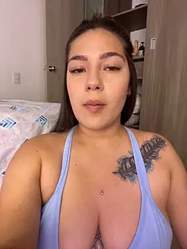 Latina vanessa online show from 02-03-25, 10:21