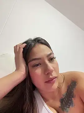 Latina vanessa online show from 02-05-26, 02:40