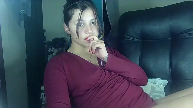 Snapshot of Elith_20 chatting on 03-08-25, 12:41 Elith 20 online show from 03-08-25, 12:41