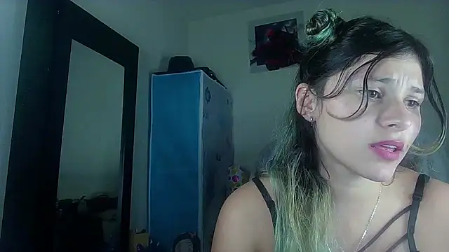 Snapshot of Elith_20 chatting on 03-03-25, 12:39 Elith 20 online show from 03-03-25, 12:39