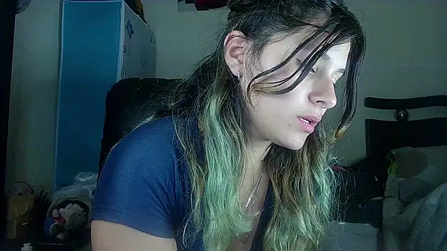 Snapshot of Elith_20 chatting on 03-20-25, 01:37 Elith 20 online show from 03-20-25, 01:37
