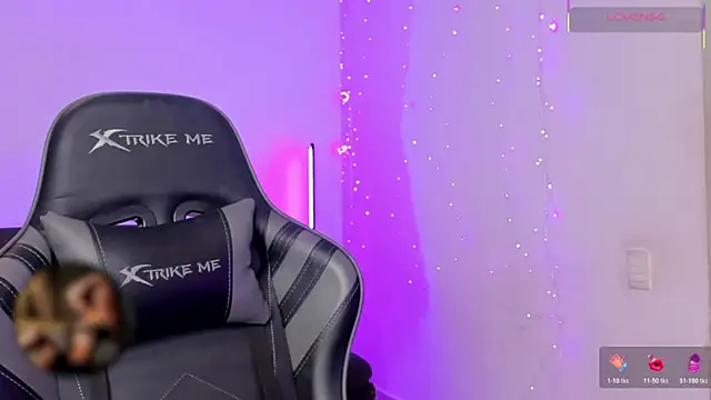 Snapshot of Amypond__ chatting on 02-23-26, 12:17 Amypond online show from 02-23-26, 12:17