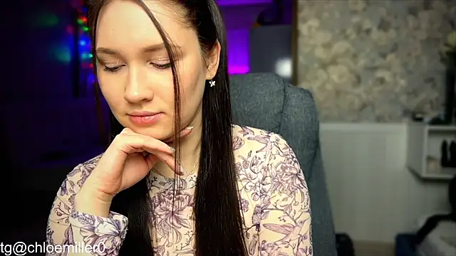 Snapshot of ChloeMillerMeow chatting on 01-23-25, 06:14 ChloeMillerMeow online show from 01-23-25, 06:14