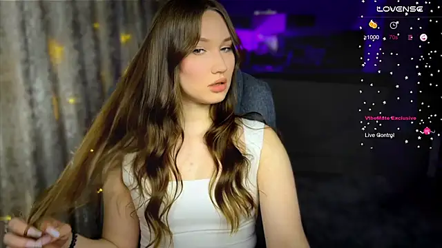 Snapshot of ChloeMillerMeow chatting on 09-12-25, 06:29 ChloeMillerMeow online show from 09-12-25, 06:29