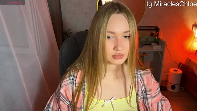 Snapshot of ChloeMillerMeow chatting on 06-24-26, 08:28 ChloeMillerMeow online show from 06-24-26, 08:28