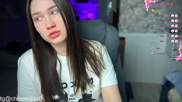 Snapshot of ChloeMillerMeow chatting on 02-10-25, 09:15 ChloeMillerMeow online show from 02-10-25, 09:15