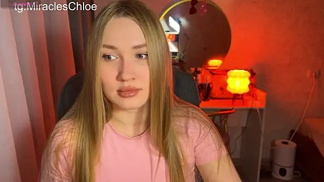 Snapshot of ChloeMillerMeow chatting on 06-23-26, 07:23 ChloeMillerMeow online show from 06-23-26, 07:23