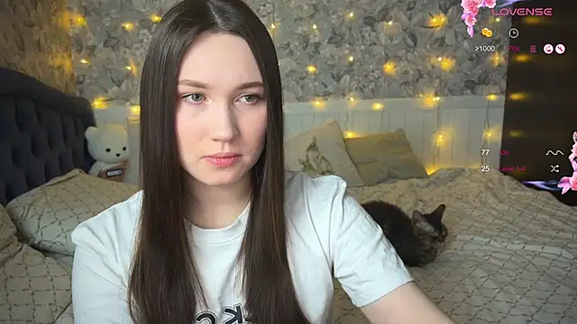 Snapshot of ChloeMillerMeow chatting on 02-28-25, 05:26 ChloeMillerMeow online show from 02-28-25, 05:26