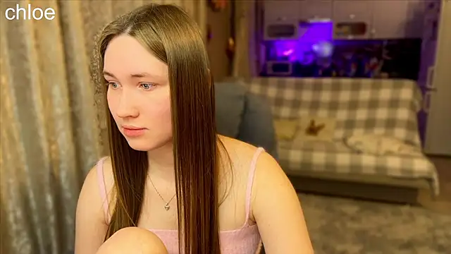 ChloeMillerMeow online show from 10-31-25, 08:16