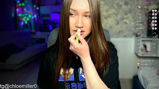 Snapshot of ChloeMillerMeow chatting on 01-19-25, 07:26 ChloeMillerMeow online show from 01-19-25, 07:26