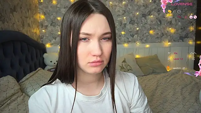 Snapshot of ChloeMillerMeow chatting on 02-28-25, 08:28 ChloeMillerMeow online show from 02-28-25, 08:28