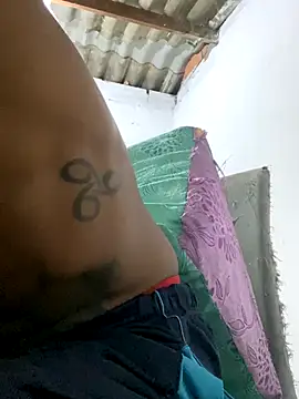 Larry-n-clouds online show from 12-21-25, 02:30