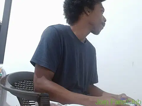 Larry-n-clouds online show from 03-14-26, 01:06