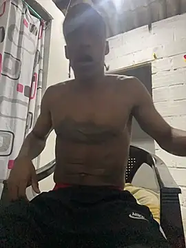 Larry-n-clouds online show from 01-08-26, 03:56