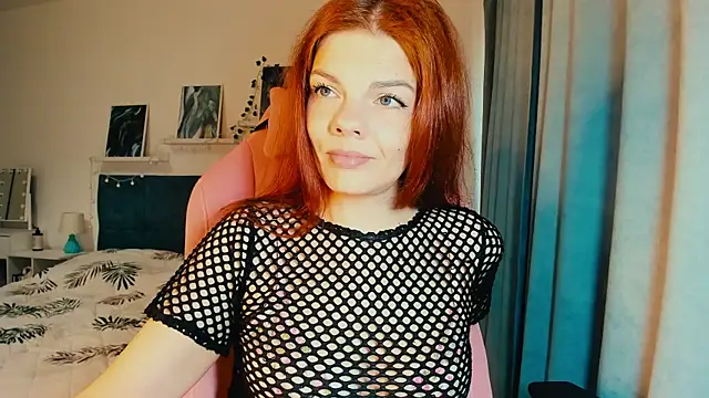 Snapshot of AlysaNightmoon chatting on 05-26-26, 07:06 AlysaNightmoon online show from 05-26-26, 07:06