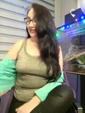 Snapshot of CamilleDesire chatting on 10-06-25, 05:13 CamilleDesire online show from 10-06-25, 05:13