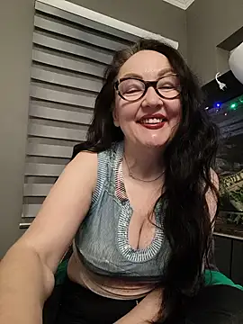 Snapshot of CamilleDesire chatting on 11-11-25, 05:08 CamilleDesire online show from 11-11-25, 05:08