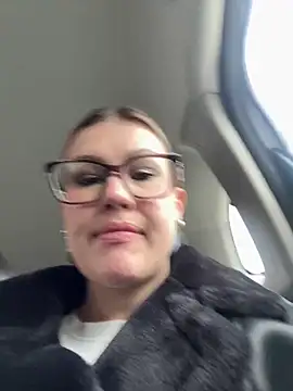 Snapshot of RinaCat chatting on 10-08-25, 04:58 RinaCat online show from 10-08-25, 04:58
