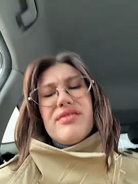 Snapshot of RinaCat chatting on 05-21-26, 06:44 RinaCat online show from 05-21-26, 06:44