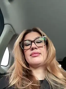 Snapshot of RinaCat chatting on 09-14-25, 05:19 RinaCat online show from 09-14-25, 05:19