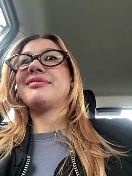 Snapshot of RinaCat chatting on 09-24-25, 05:14 RinaCat online show from 09-24-25, 05:14