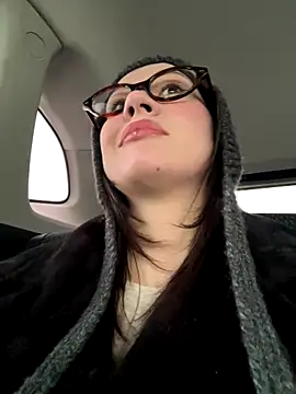 RinaCat online show from 11-26-25, 05:40