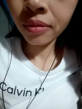 Snapshot of Hana_love20 chatting on 09-21-25, 01:49 Hana love20 online show from 09-21-25, 01:49