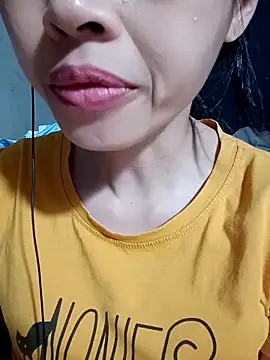 Snapshot of Hana_love20 chatting on 10-15-25, 06:00 Hana love20 online show from 10-15-25, 06:00